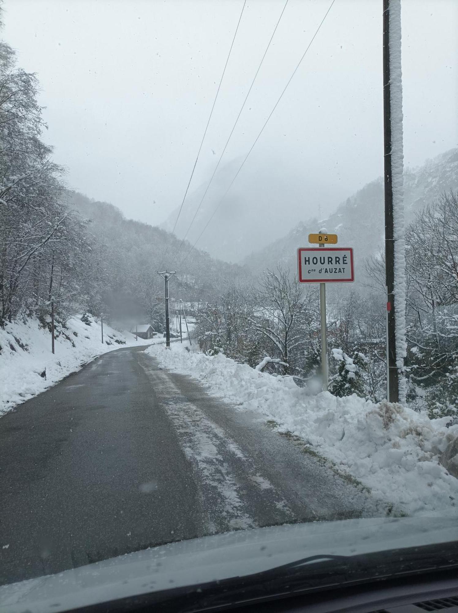 La Note Verte - Parking Gratuit Devant L'Entree Foix Rom bilde